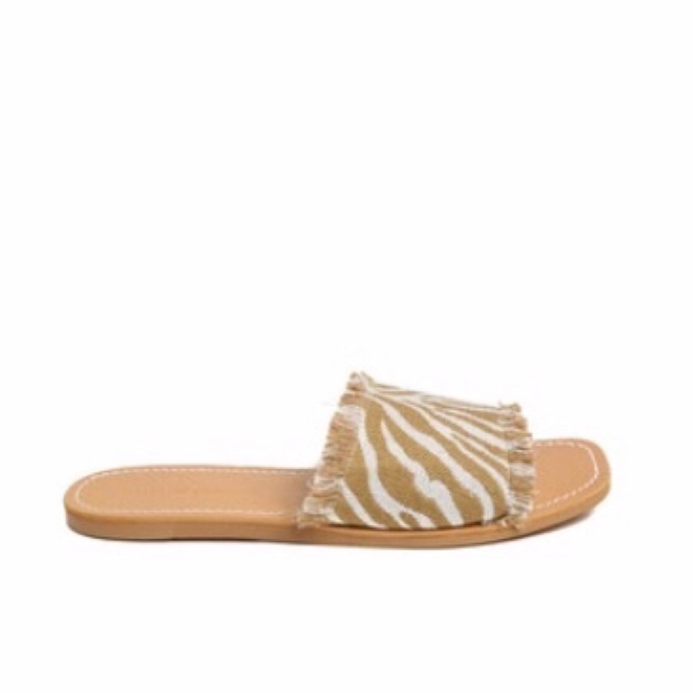 Band of‎ Gypsies MARINA NATURAL ZEBRA WOVEN SLIDE SAND Size 7 $118